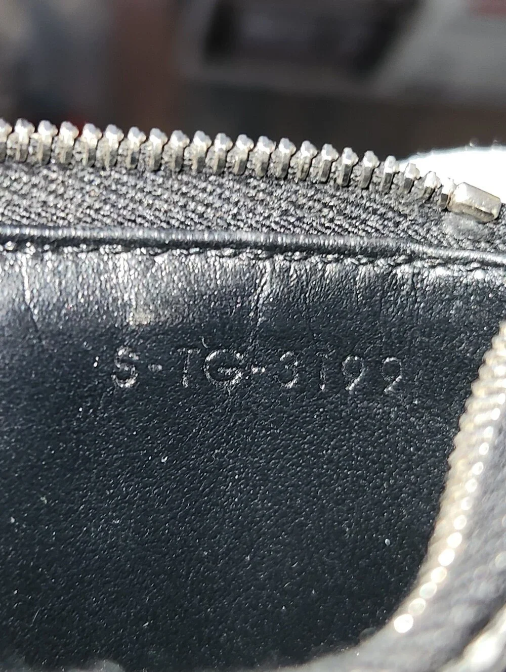 Celine Zipped Compact Card Holder In Grained Calfskin W/ Box